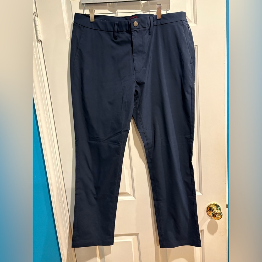 Untuckit Chancellor lightweight tech performance pants travel 36x30 dark blue